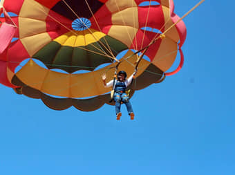 Parasailing In Pondicherry