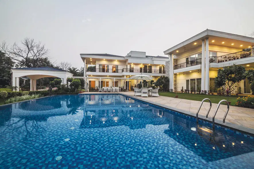 Farmhouses Near Delhi for Weekend