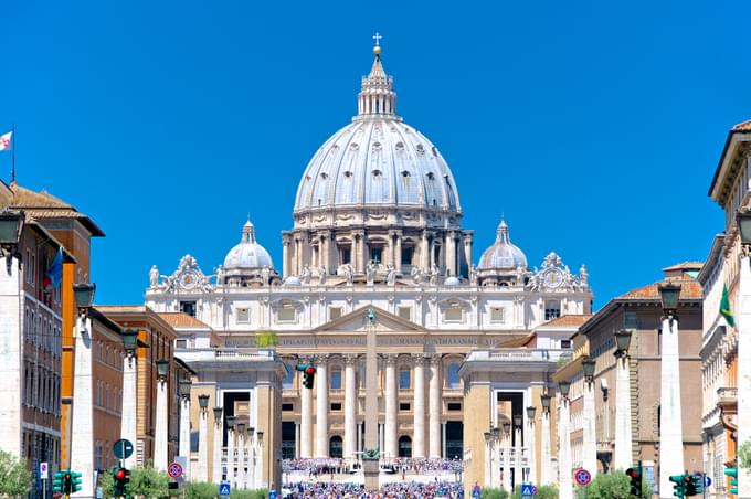 Walk to St. Peter's Basilica