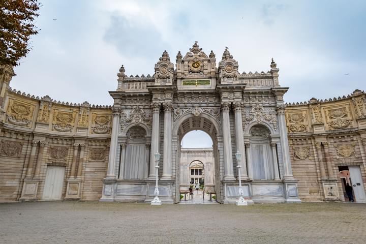 Dolmabahce Palace architecture