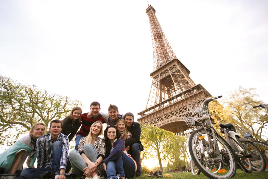 Rent a bike and explore Paris