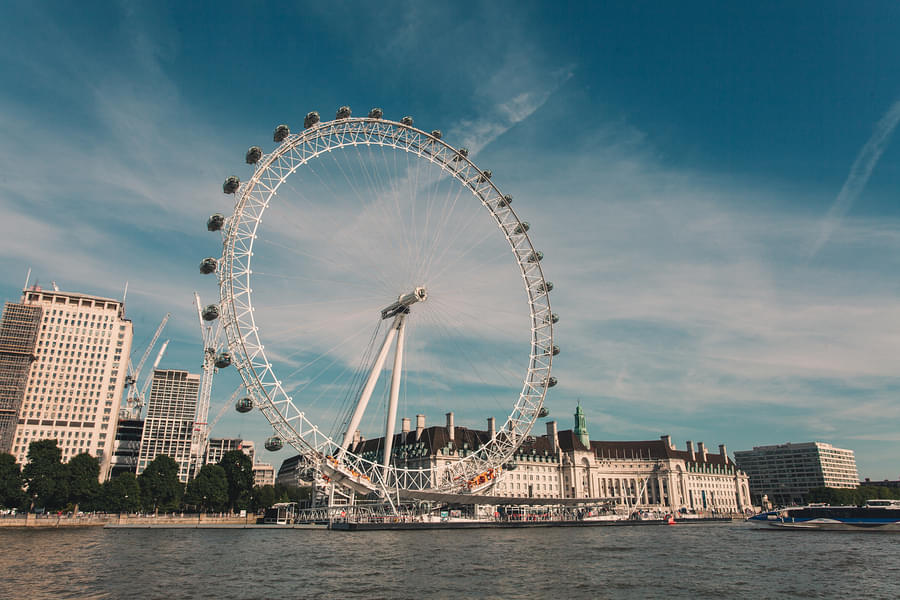 Sail past London Eye, one of the prominent landmarks of London 