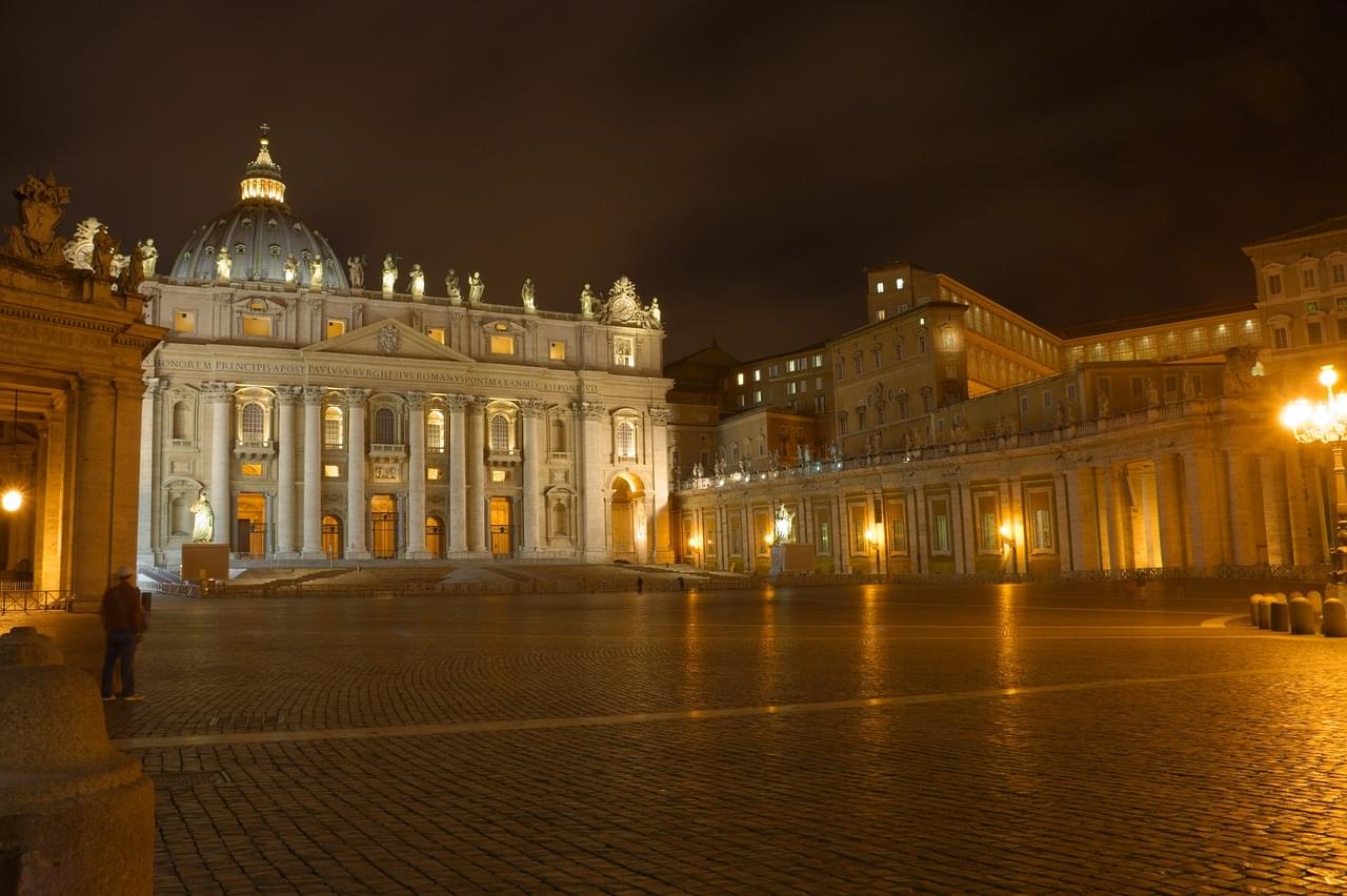  St. Peter's Basilica at night