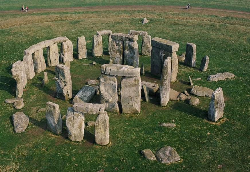 Fly Over The Magnificent Stonehenge