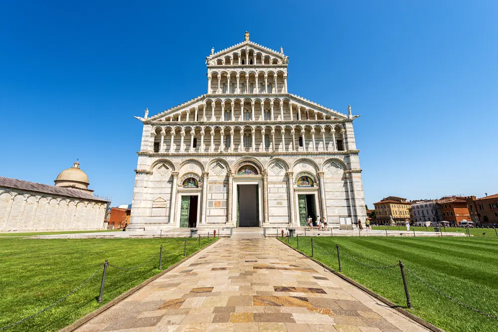 Squares of Miracle, Pisa