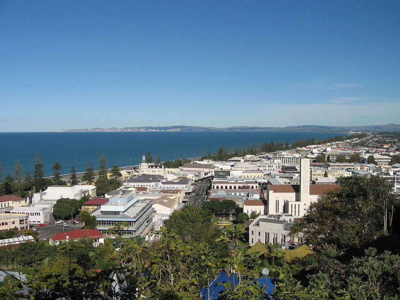 Napier in Hawke’s Bay, <em>Auckland</em>