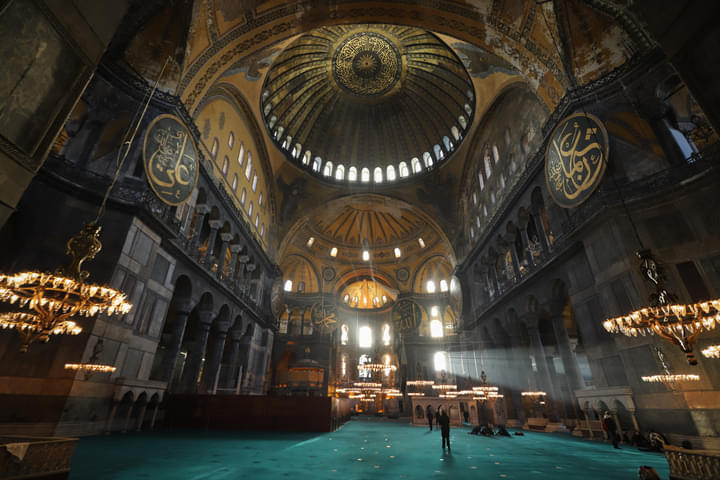 Calligraphy in Hagia Sophia interiors