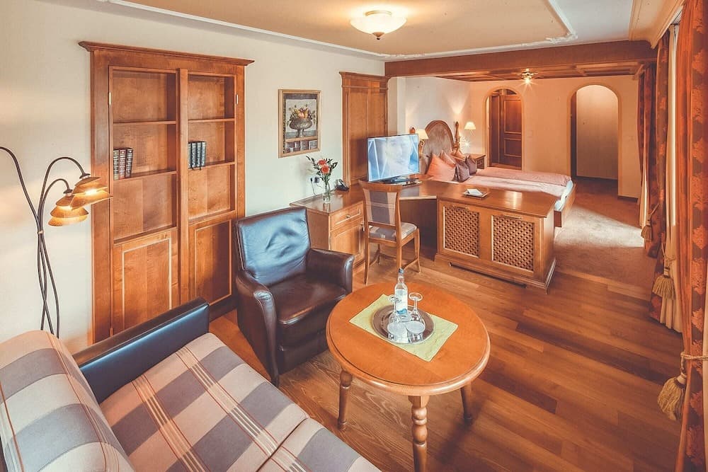 Hotel Alpenkonig
