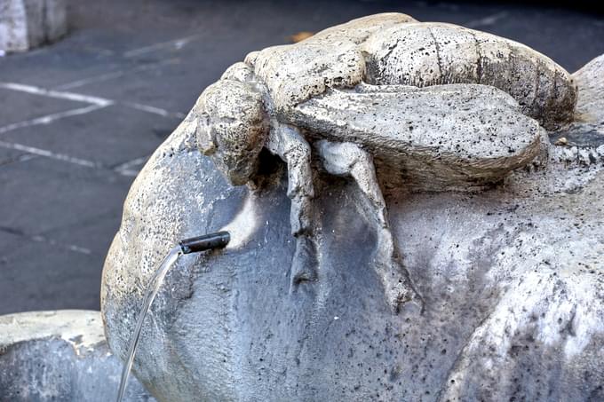 Fontana delle Api (Fountain of the Bees)