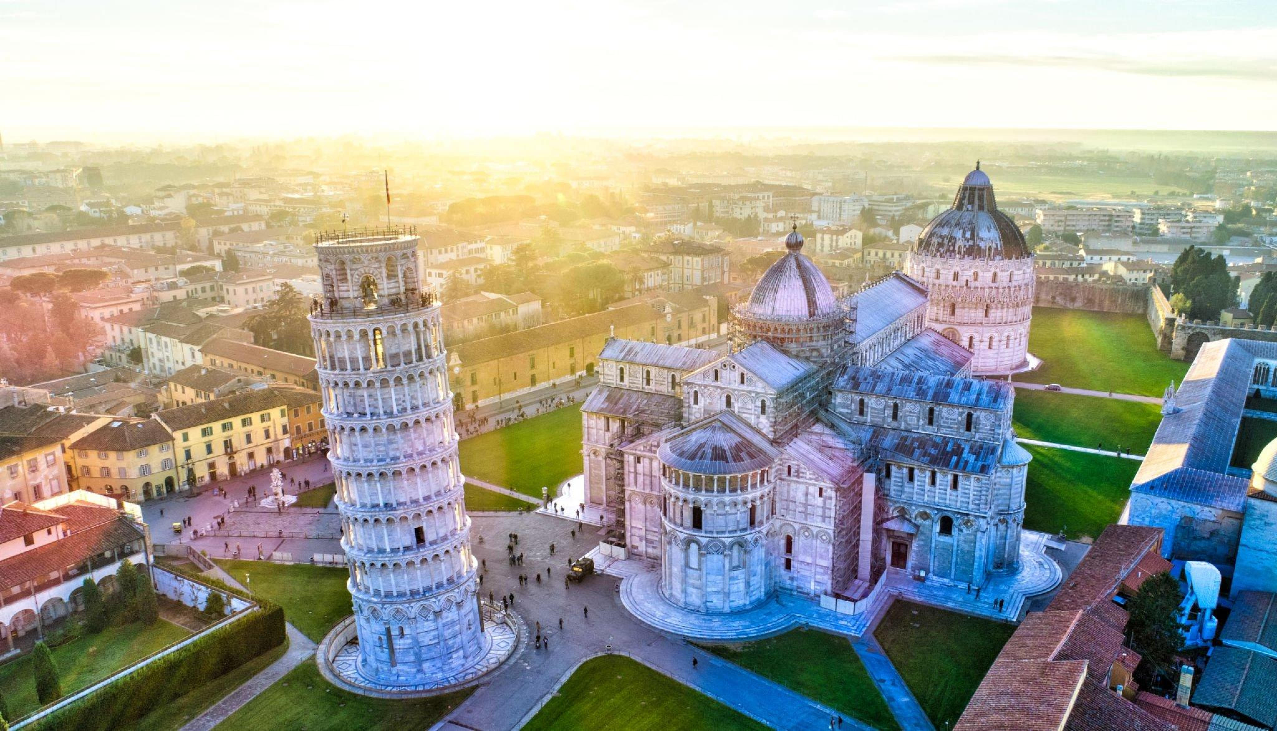 Leaning Tower Of Pisa view