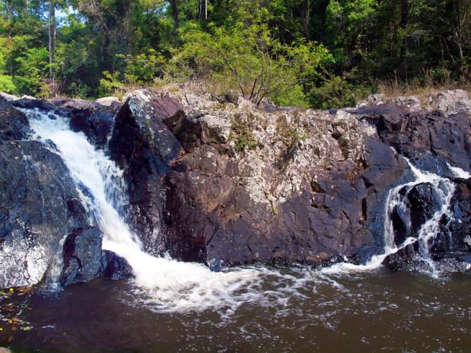 Pha Kluai Mai Waterfal.jpg