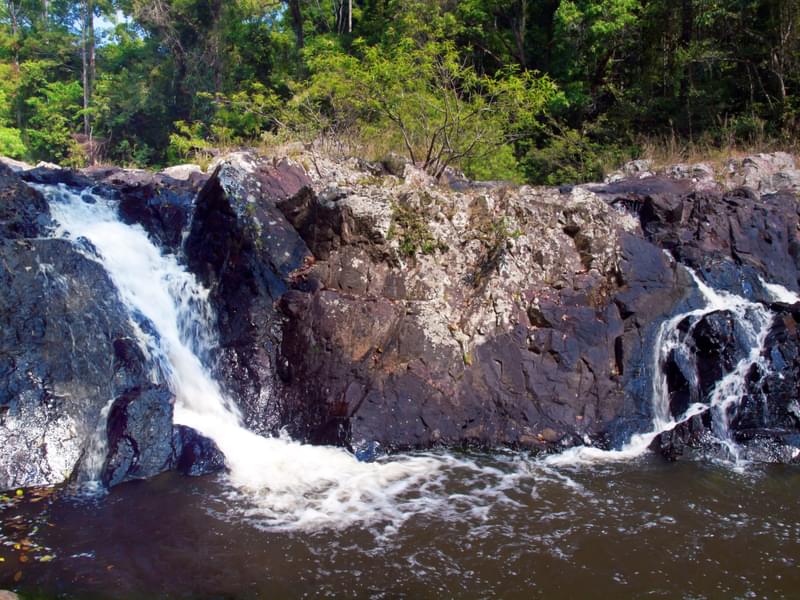 Pha Kluai Mai Waterfall
