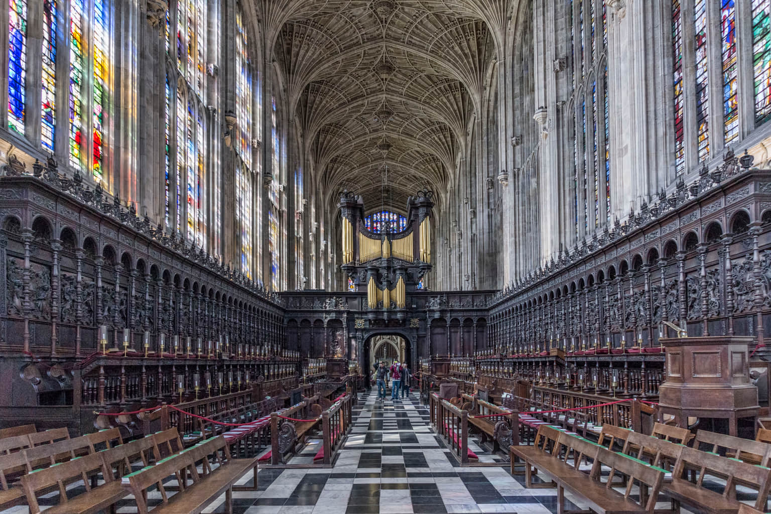 Explore King’s College Chapel
