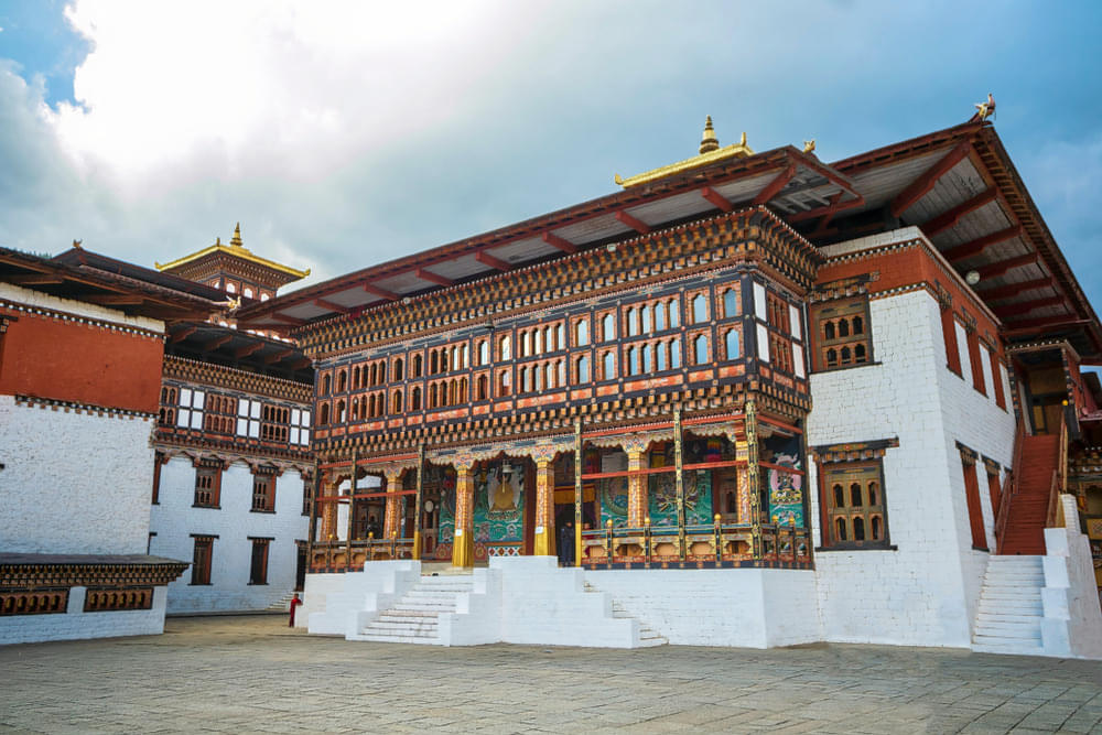 Tashichho Dzong Overview