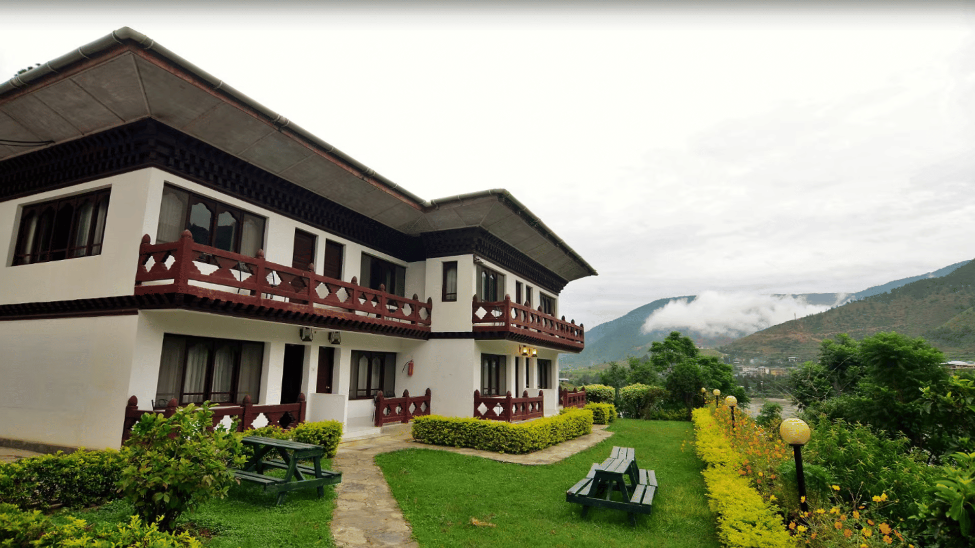 Punakha Dragon Nest Resort