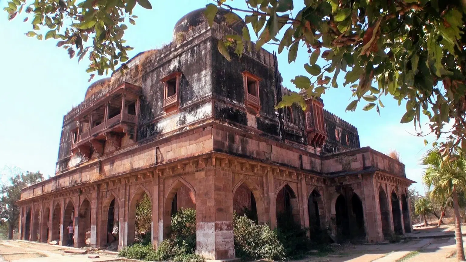 Kaliadeh Palace