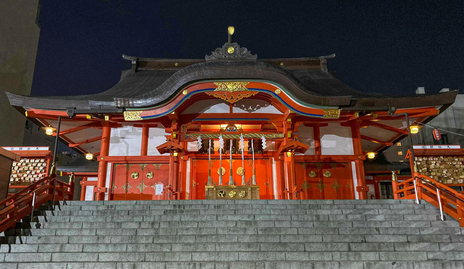 Hanazono Shrine Overview