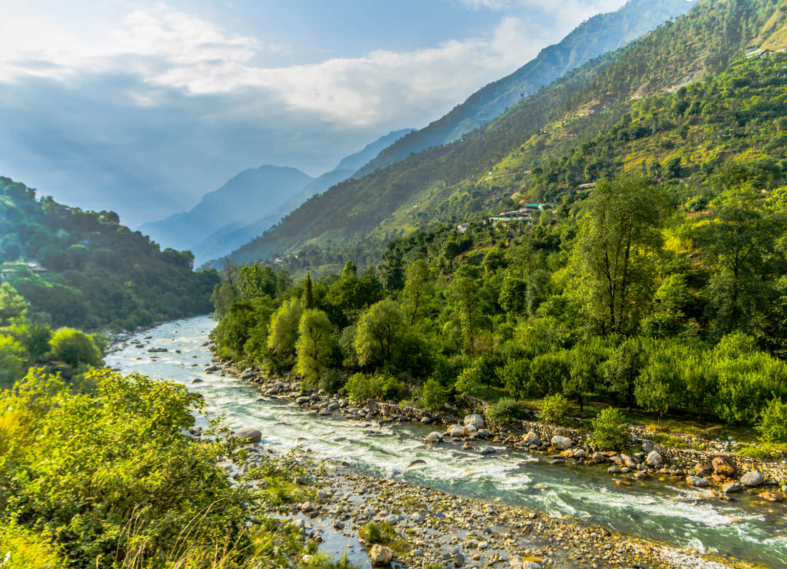 Tirthan Valley