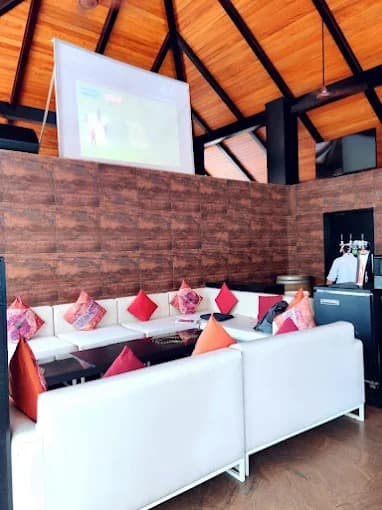 Make a Saturday of it