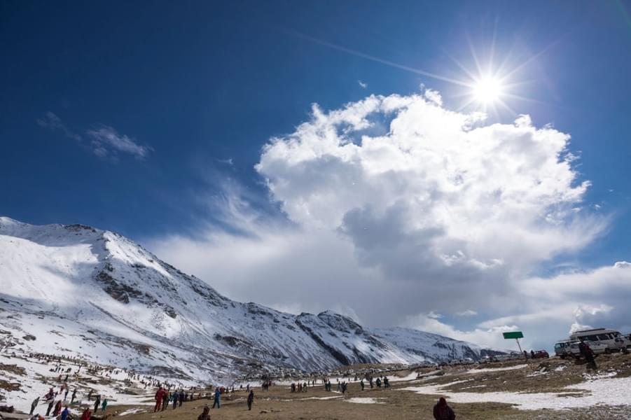 Enjoy the clear and open skies of Manali