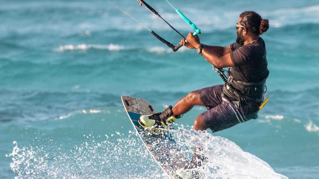 Arena Beach Hotel Image