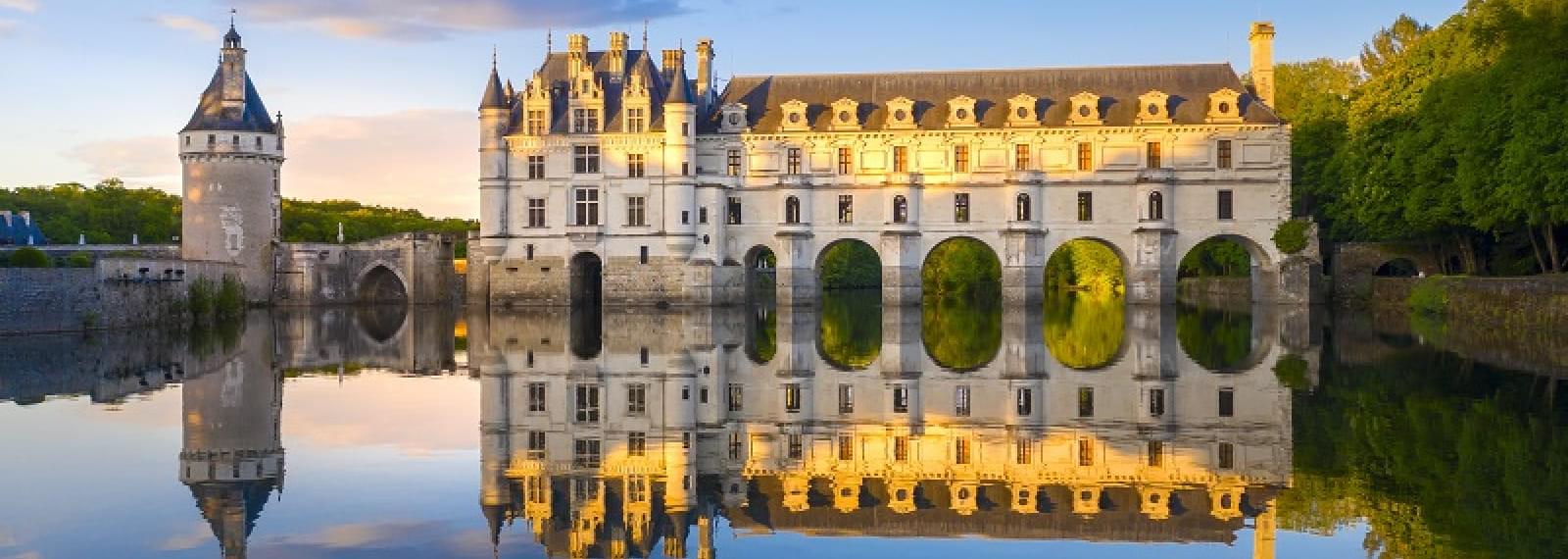 The Château de Chenonceau is a magnificent French château spanning the river Cher
