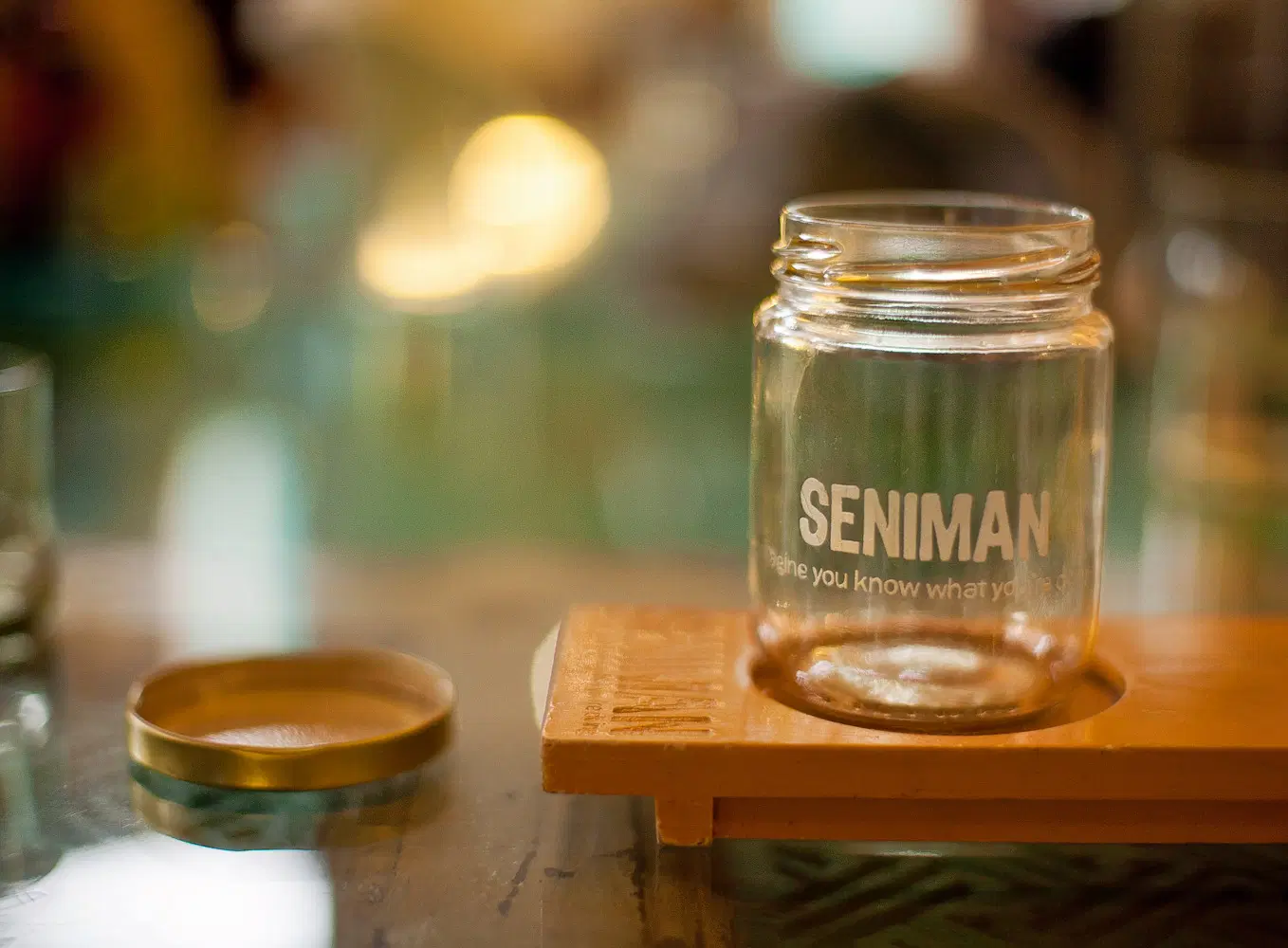 Seniman Coffee Studio