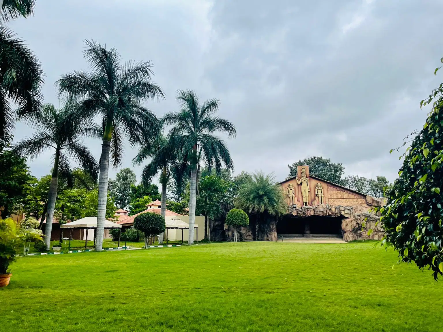Golden Amoon Resort Bangalore Day Out