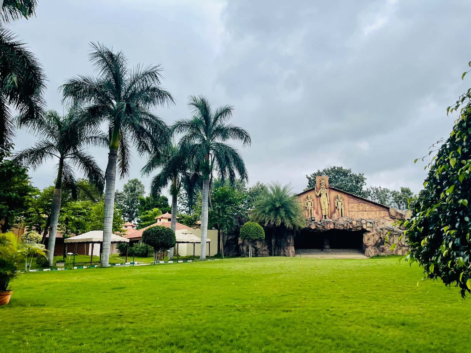 Golden Amoon Resort Bangalore Day Out