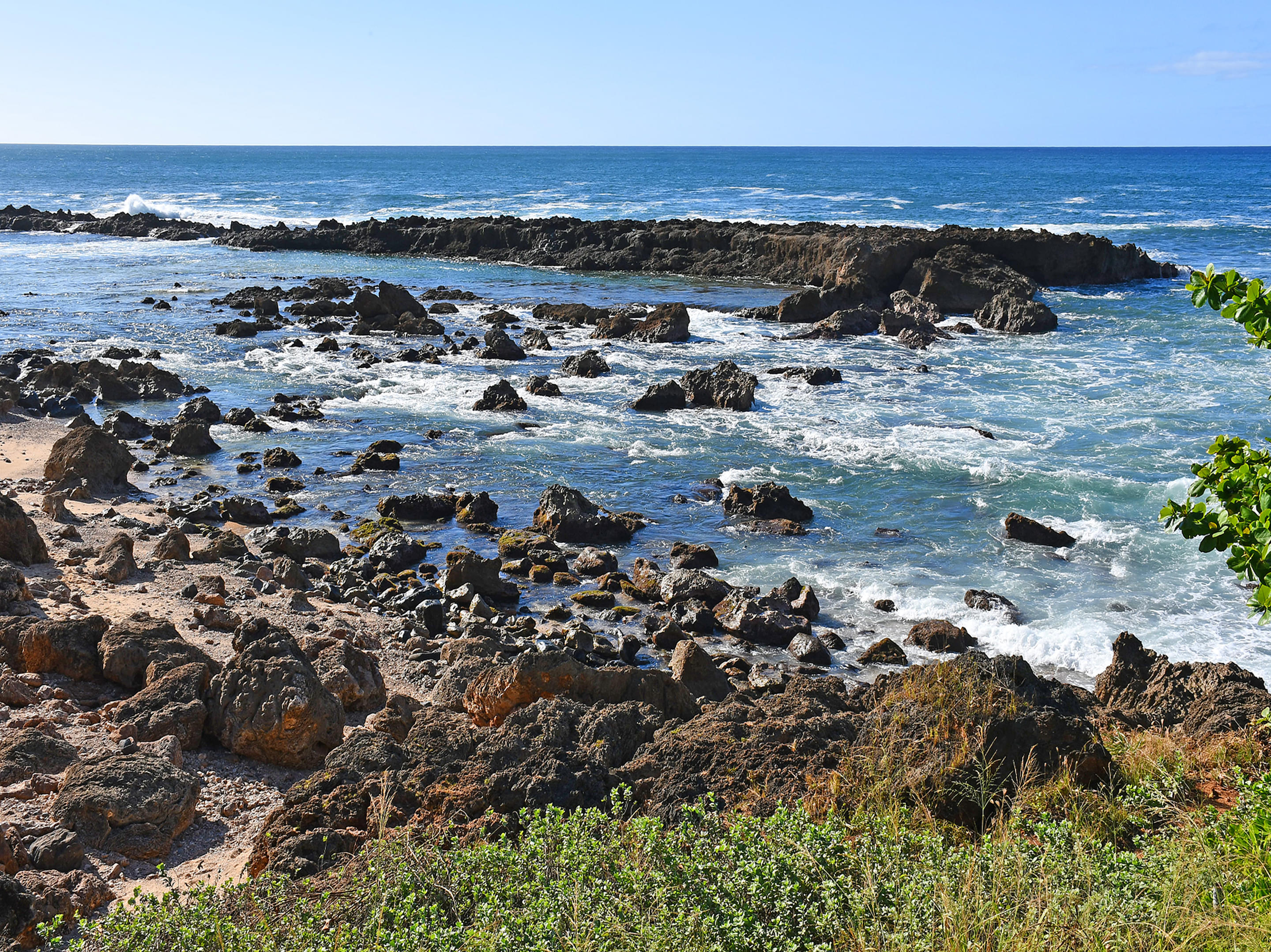 Ehukai Beach Park Overview