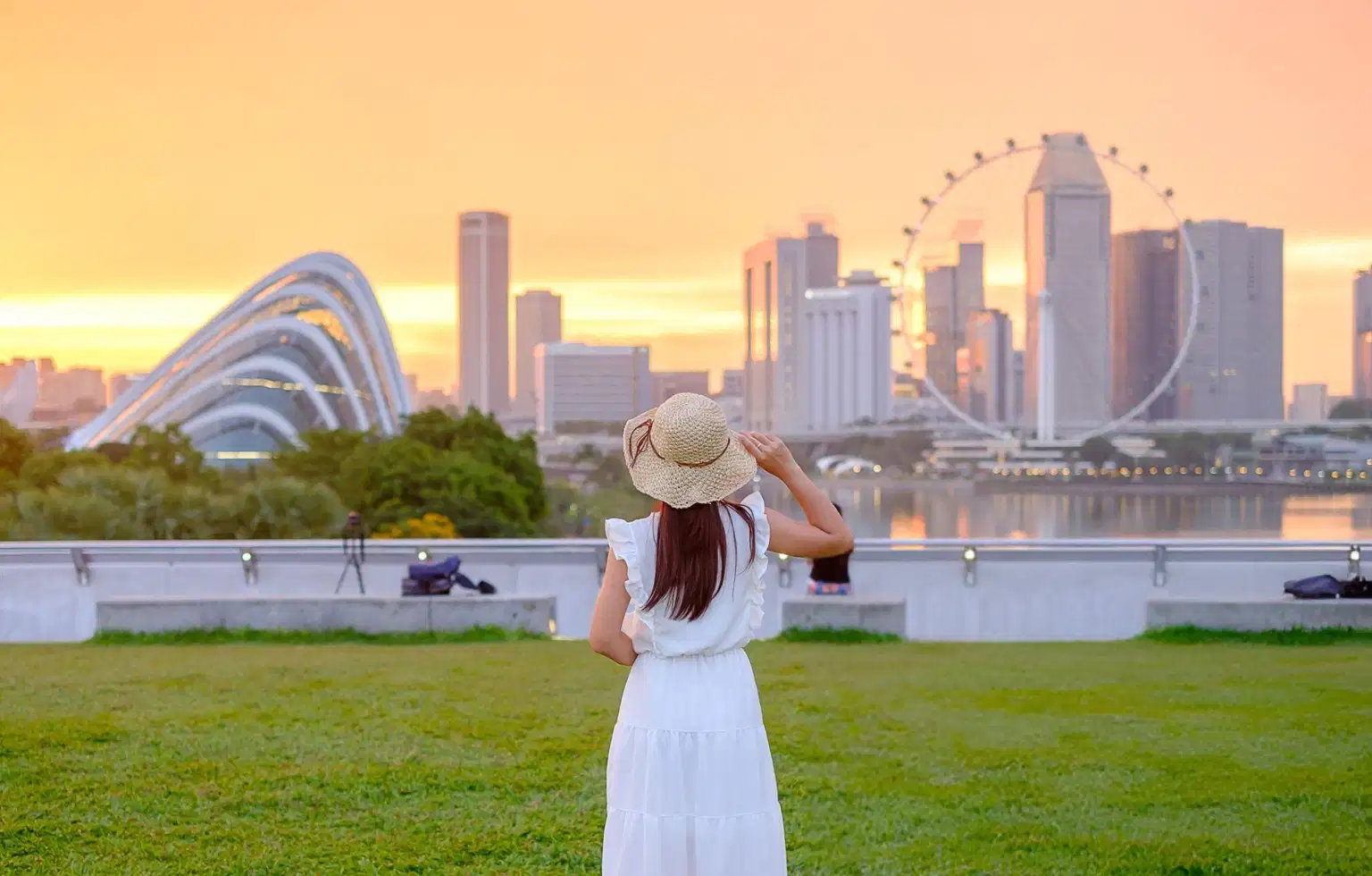 Luxurious Escape to Singapore | Sea, Sand & Splendor