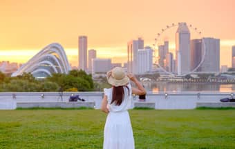 Admire the beauty of Singapore, the iconic Lion City