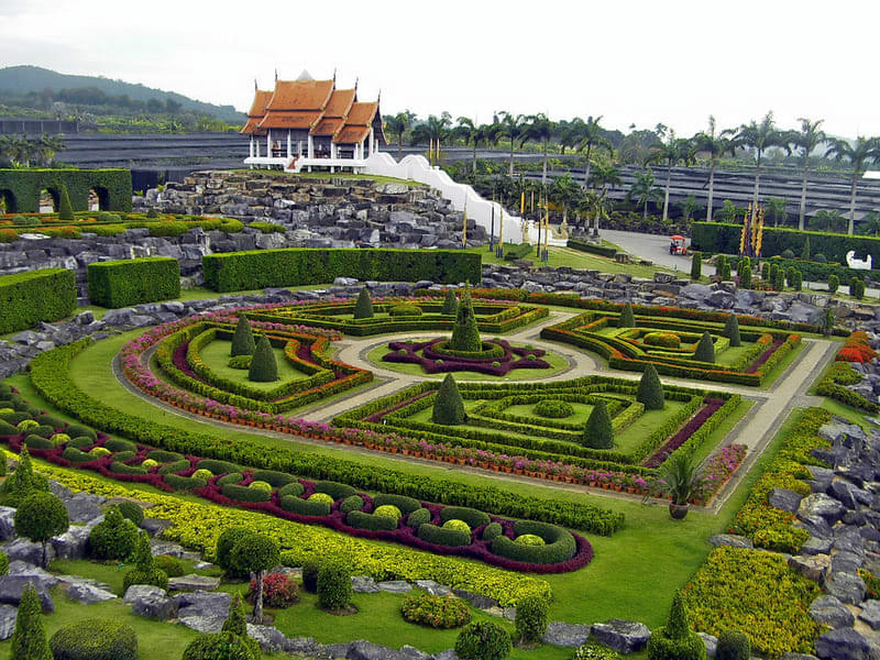 Stroll through this enormous botanical garden