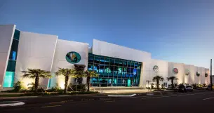 Plan your visit to the famous Cairns Aquarium