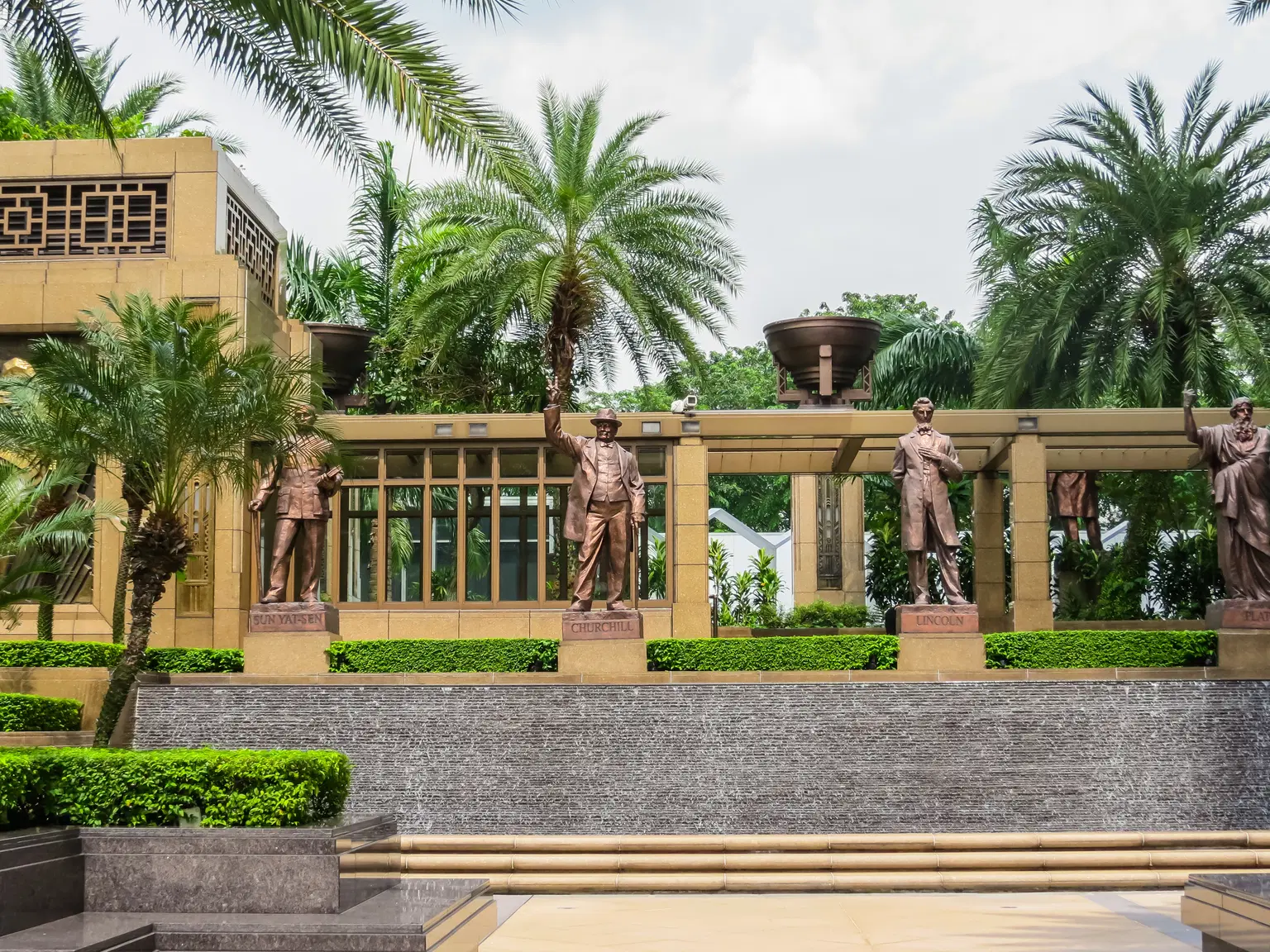 SUN YAT SEN