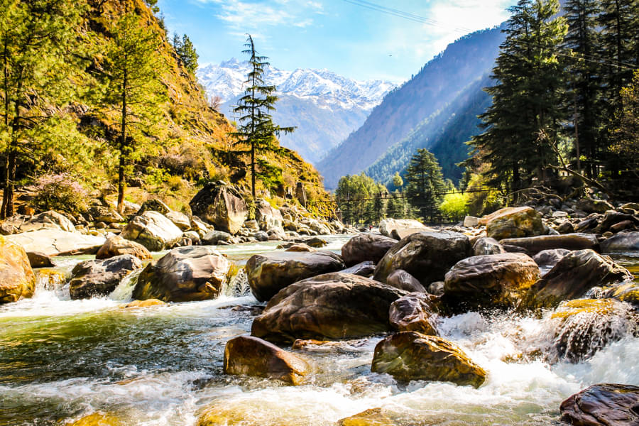 Bus Tickets from Delhi to Kasol and Return Image