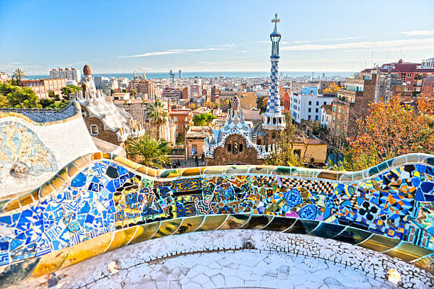 Sagrada Familia Tickets with Gaudi Houses Guided Tour Image