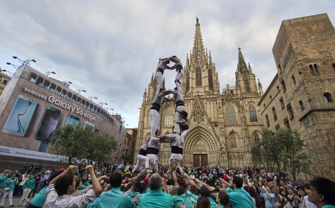 cathedral of barcelona facade