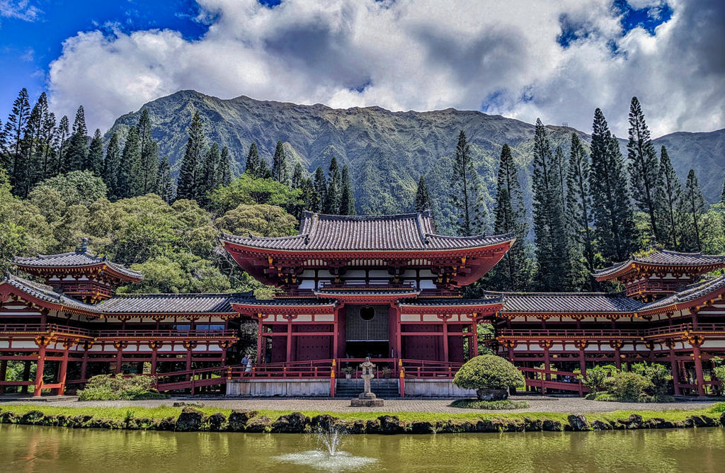 Byodo-In Temple, Hawaii Overview