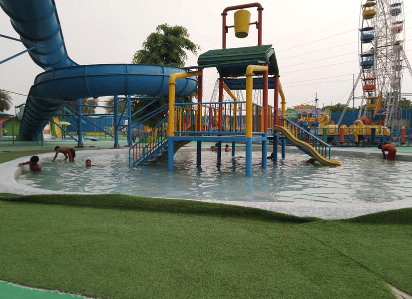 Dreamland Water Park Karnal Image