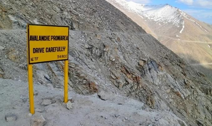 Safety Tips on Road Trip to Ladakh