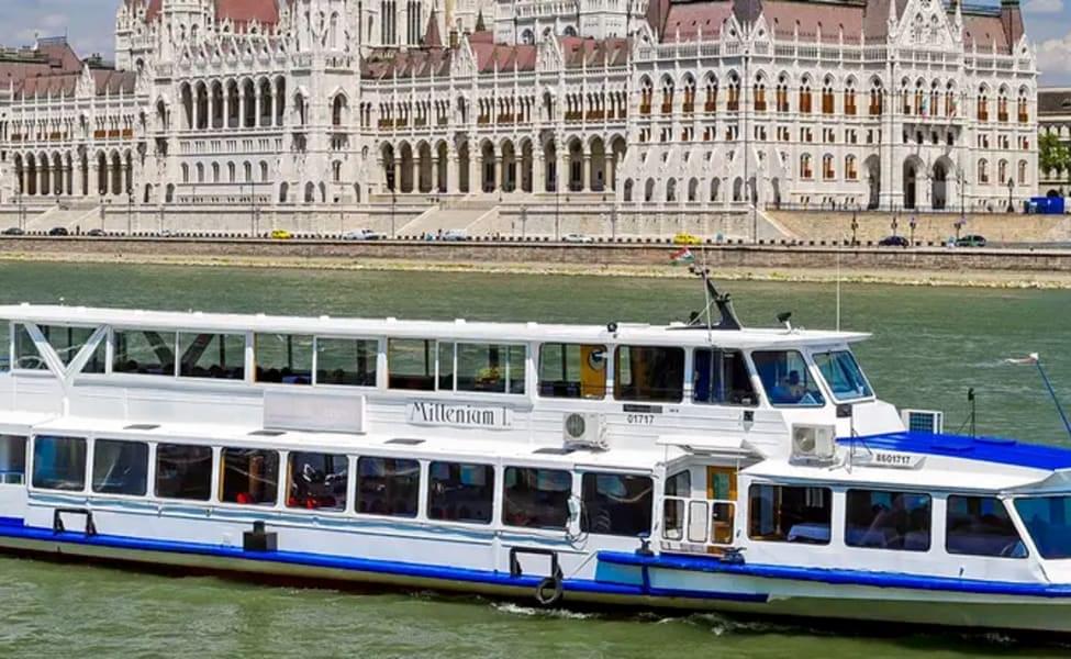 Sightseeing Cruise Budapest
