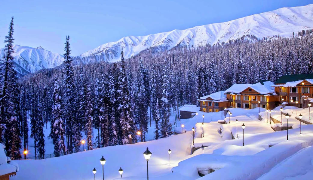 Thrilling Kashmir | Ultimate Skiing Experience Image