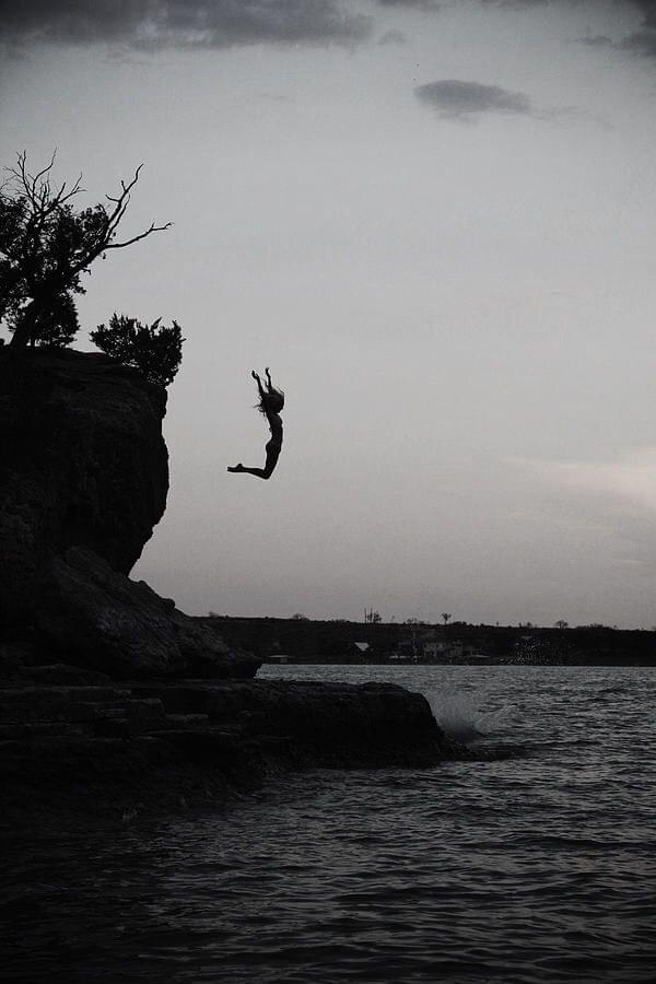 Experience Cliff Jumping
