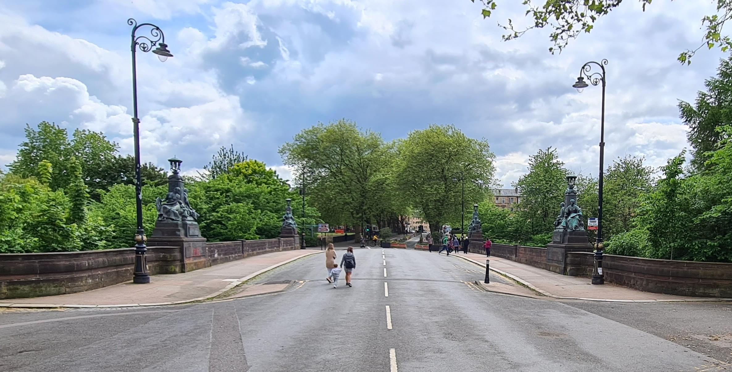 Kelvin Way, Glasgow Overview