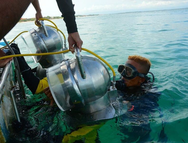 Sea Walking in Tanjung Benoa Image