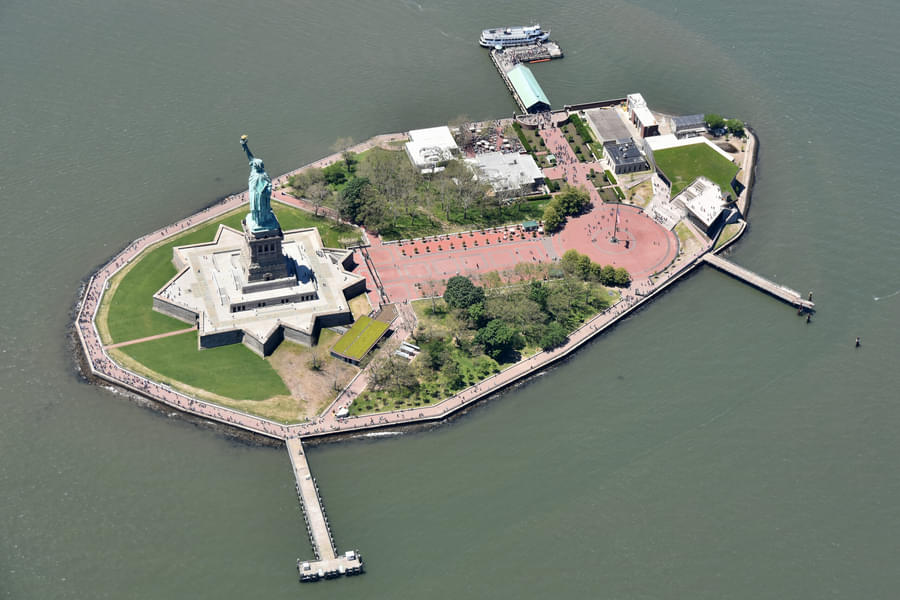 Statue of Liberty and Ellis Island Cruise Image
