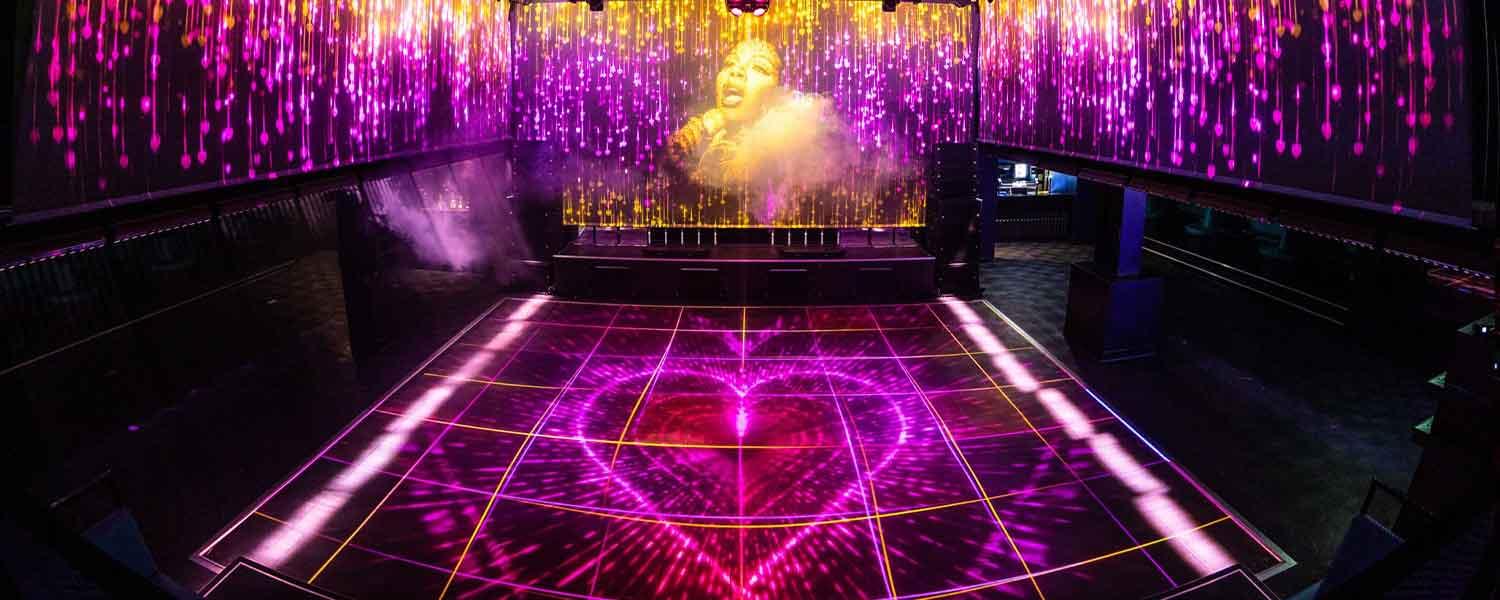 Have an immersive experience on the moving dance floor
