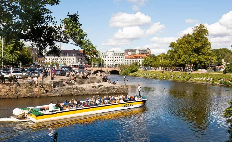 Photogenic Gothenburg with a Local