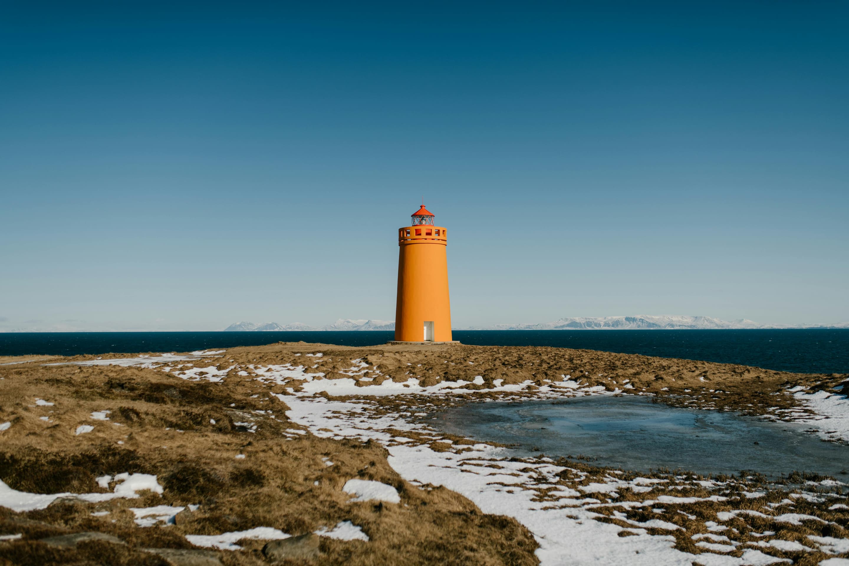 Holmsberg Lighthouse, Keflavik Overview